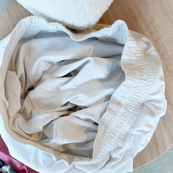 Lululemon Hotty Hot High Rise Skirt Long White sz 10 - Picture 9 of 10